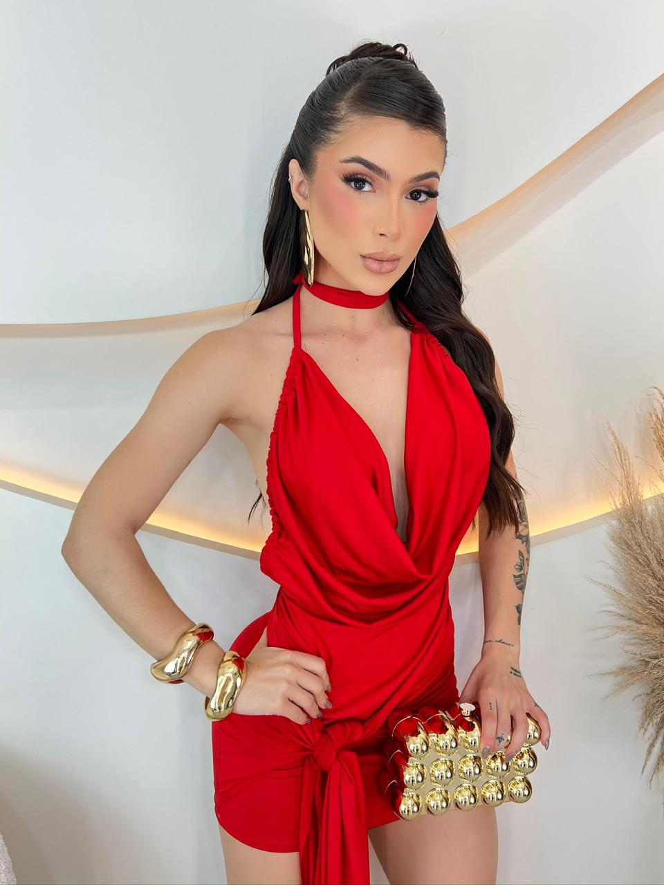 VESTIDO LISO COM AMARRAÇÃO E COSTAS NUA