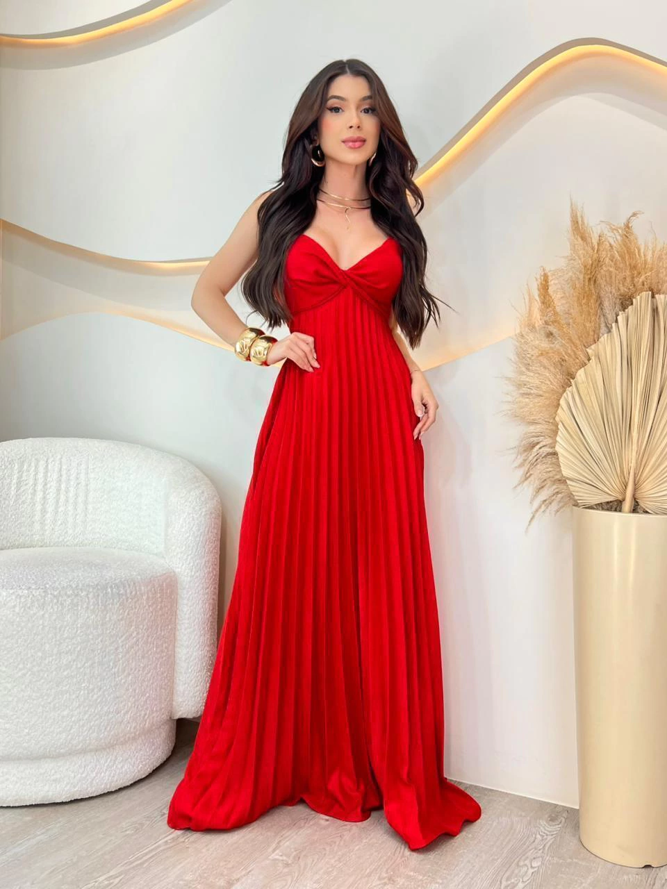 VESTIDO LONGO PLISSADO COM AMARRAÇÃO NAS COSTAS